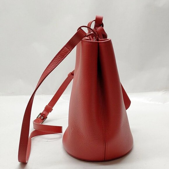 Burberry Red Leather  Shoulder Bag mon625-101025 - Picture 3 of 16